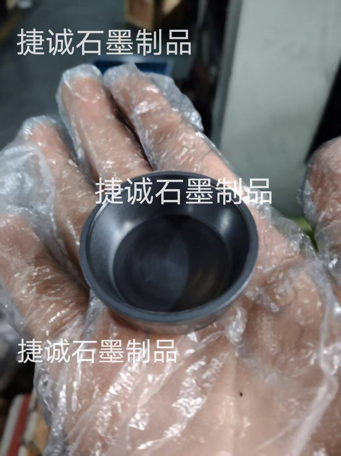 高純石墨坩堝，石墨坩堝，高精密石墨坩堝，石墨坩堝加工，石墨匣缽坩堝，石墨坩堝加工廠，精密石墨坩堝，高純石墨坩堝加工，石墨坩堝生產(chǎn)廠家，高純石墨坩堝生產(chǎn)廠家